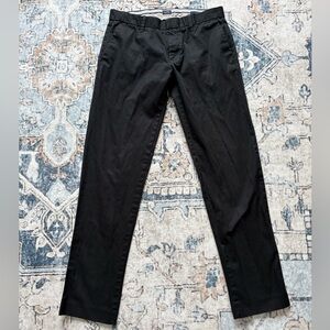 GAP Men's Classic Black Chinos